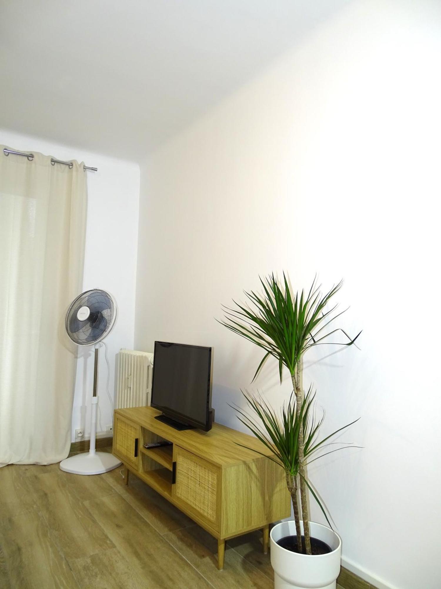 Tilia Jourdan-Studio Cosy Aix Centre-Cours Mirabeau-Parking-Wifi-Smart Tv-Rue Calme Aix-en-Provence Dış mekan fotoğraf